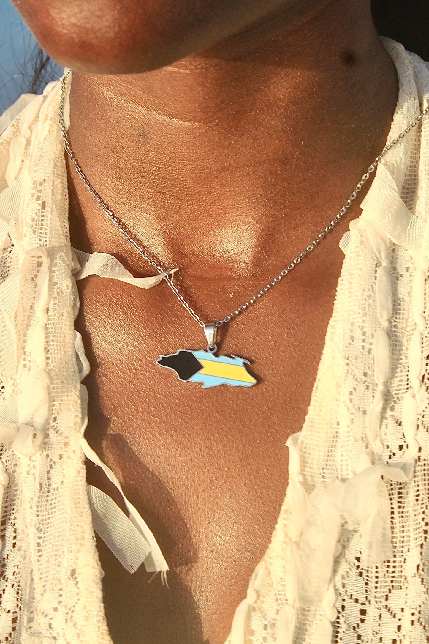 Nassau Bae Necklace